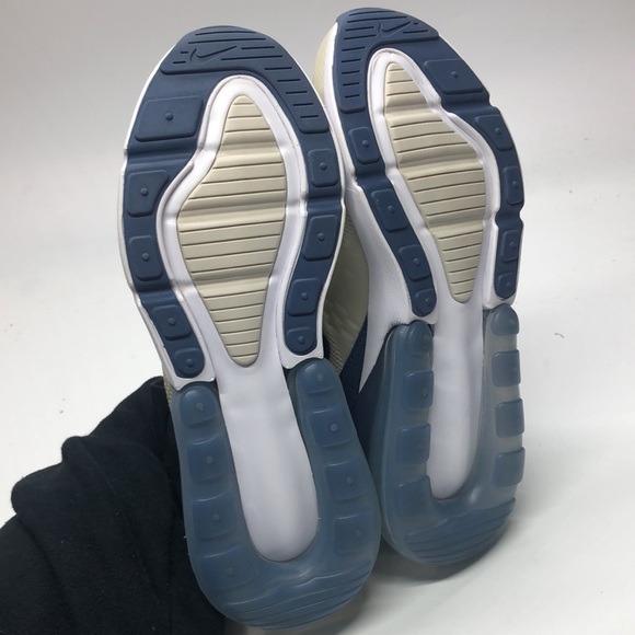 Women’s Nike AirMax 270 Blue/White FQ8783-072 USED Size 8 - Picture 8 of 10